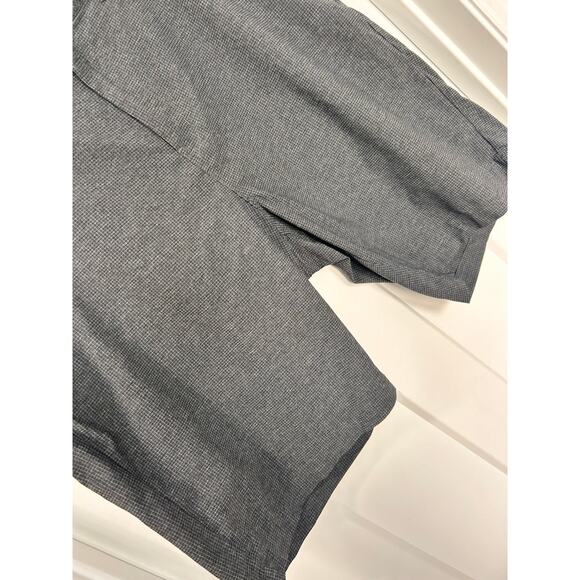 Travis Mathew Men's‎ Check Flat Front Chino Shorts Golf Outdoor Gray Size 38 - Picture 4 of 11
